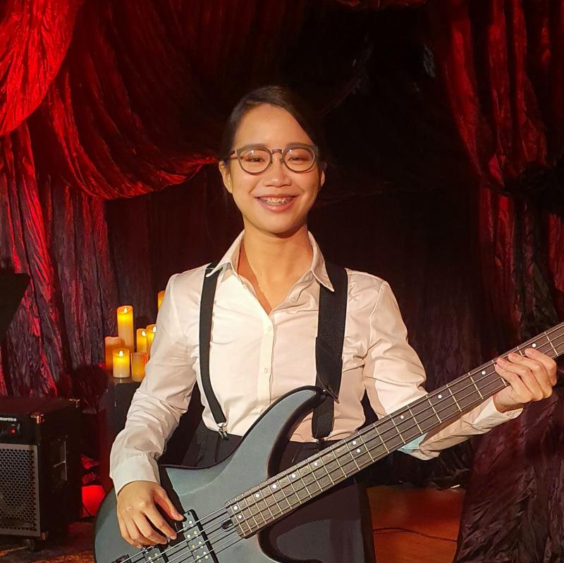 Lim Yan Ting Clarissa (Bass Guitar)